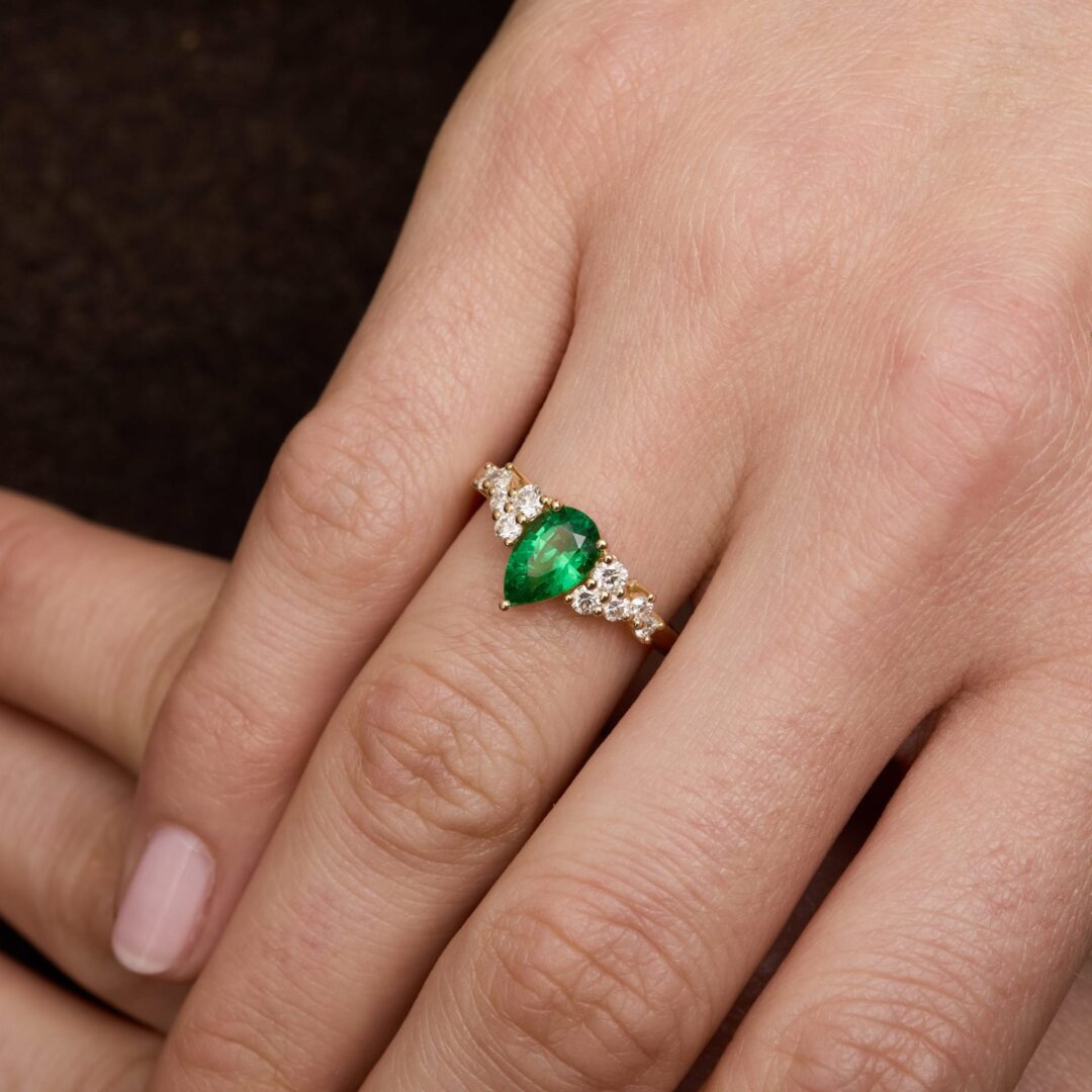bague tsavorite