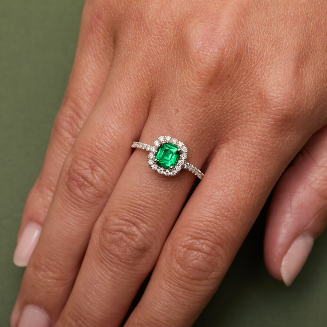 bague tsavorite