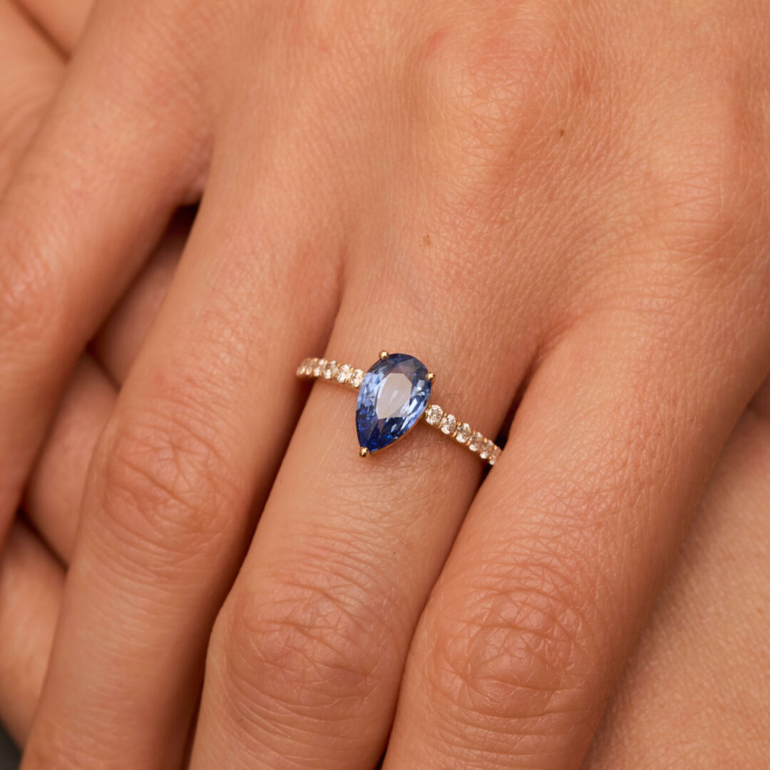 Bague Solitaire Saphir Bleu