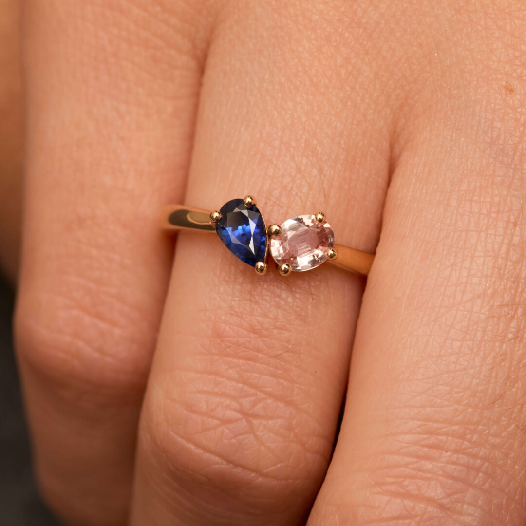 Bague Toi & Moi Saphir Bleu et Saphir Padparadscha