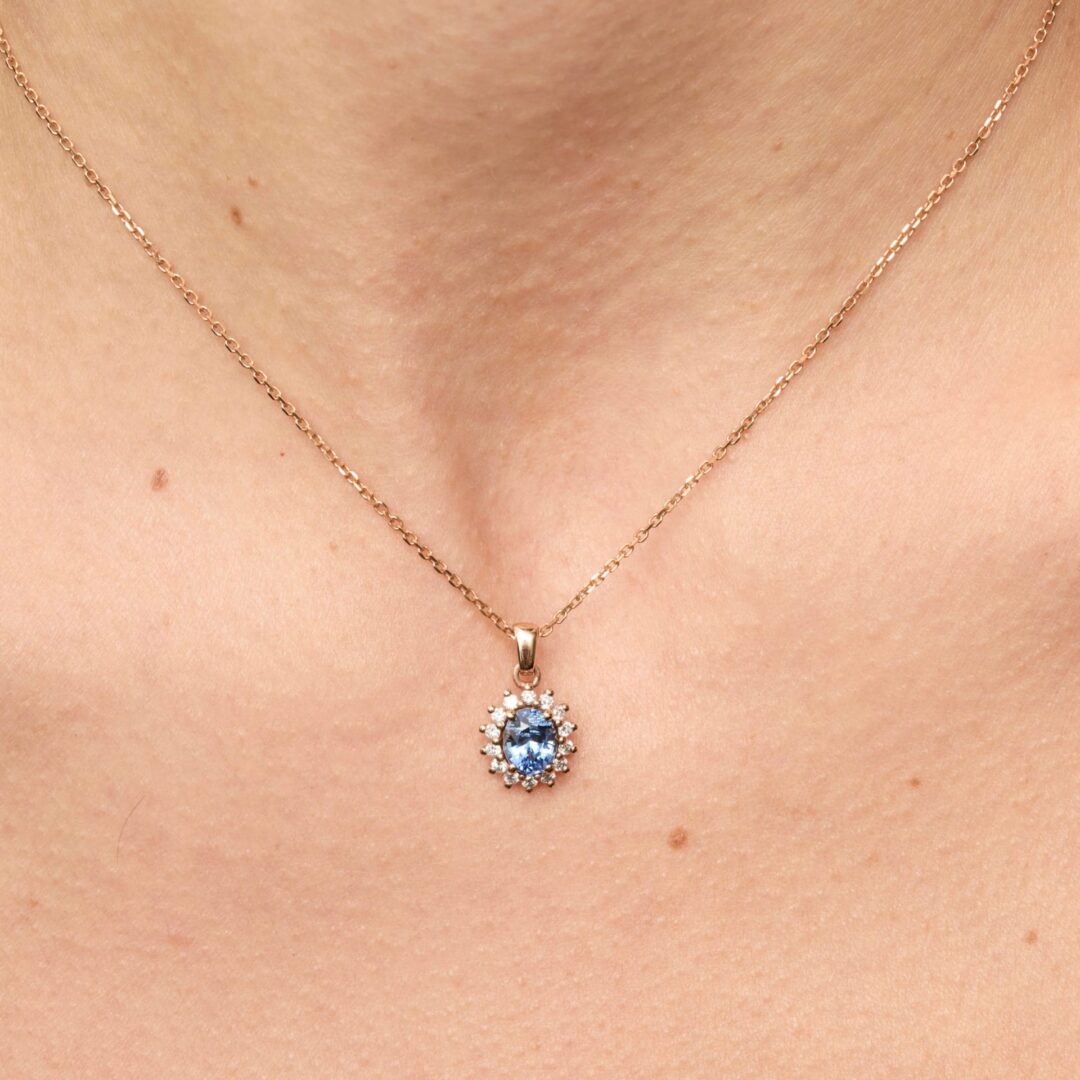 Collier Ella - Saphir Conrflower 1.21 carats