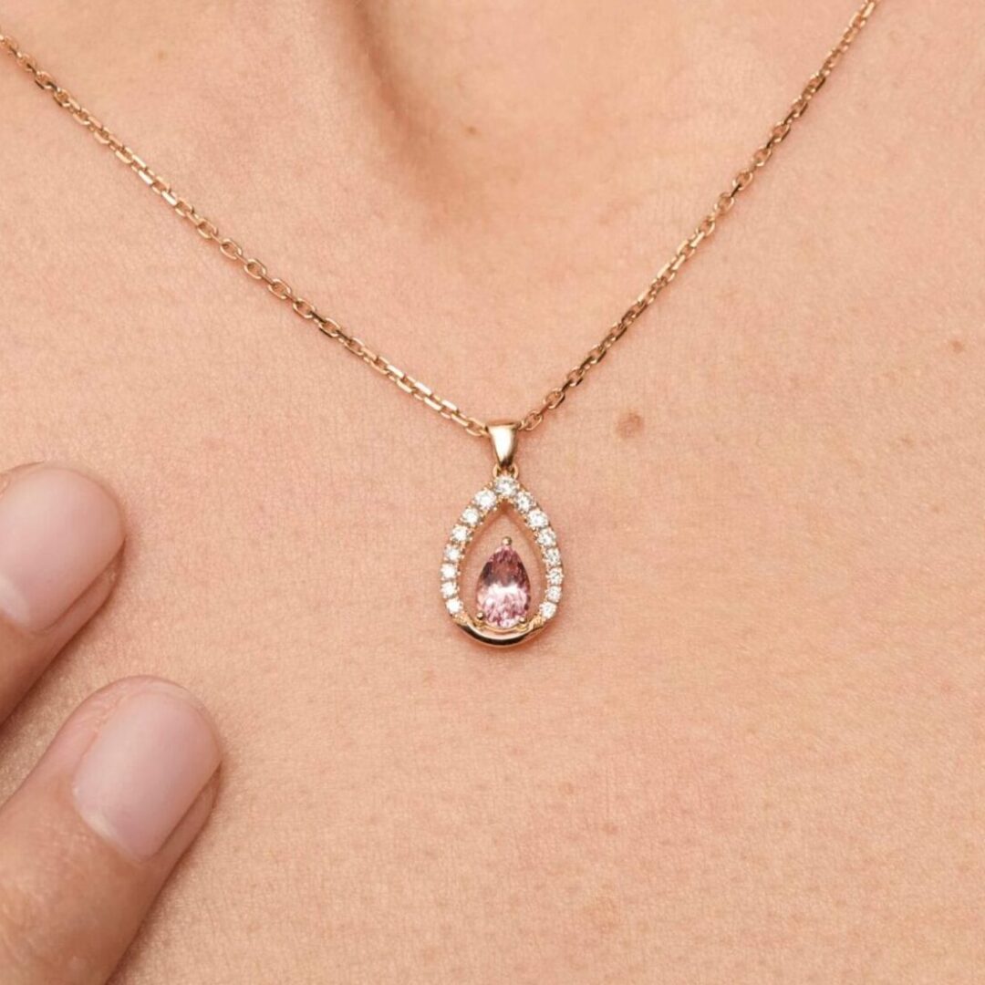 Collier Saphir Padparadscha