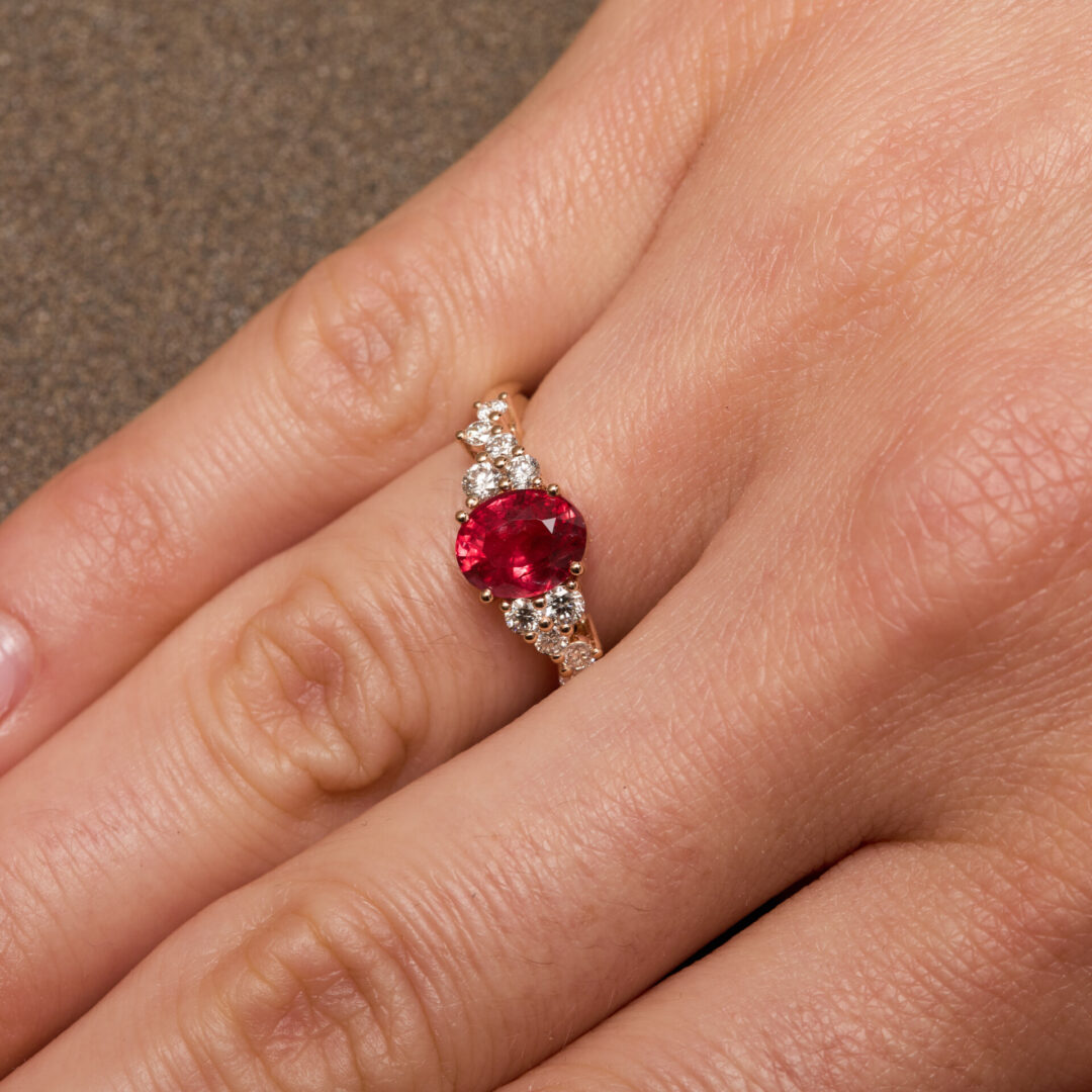 bague spinelle rouge