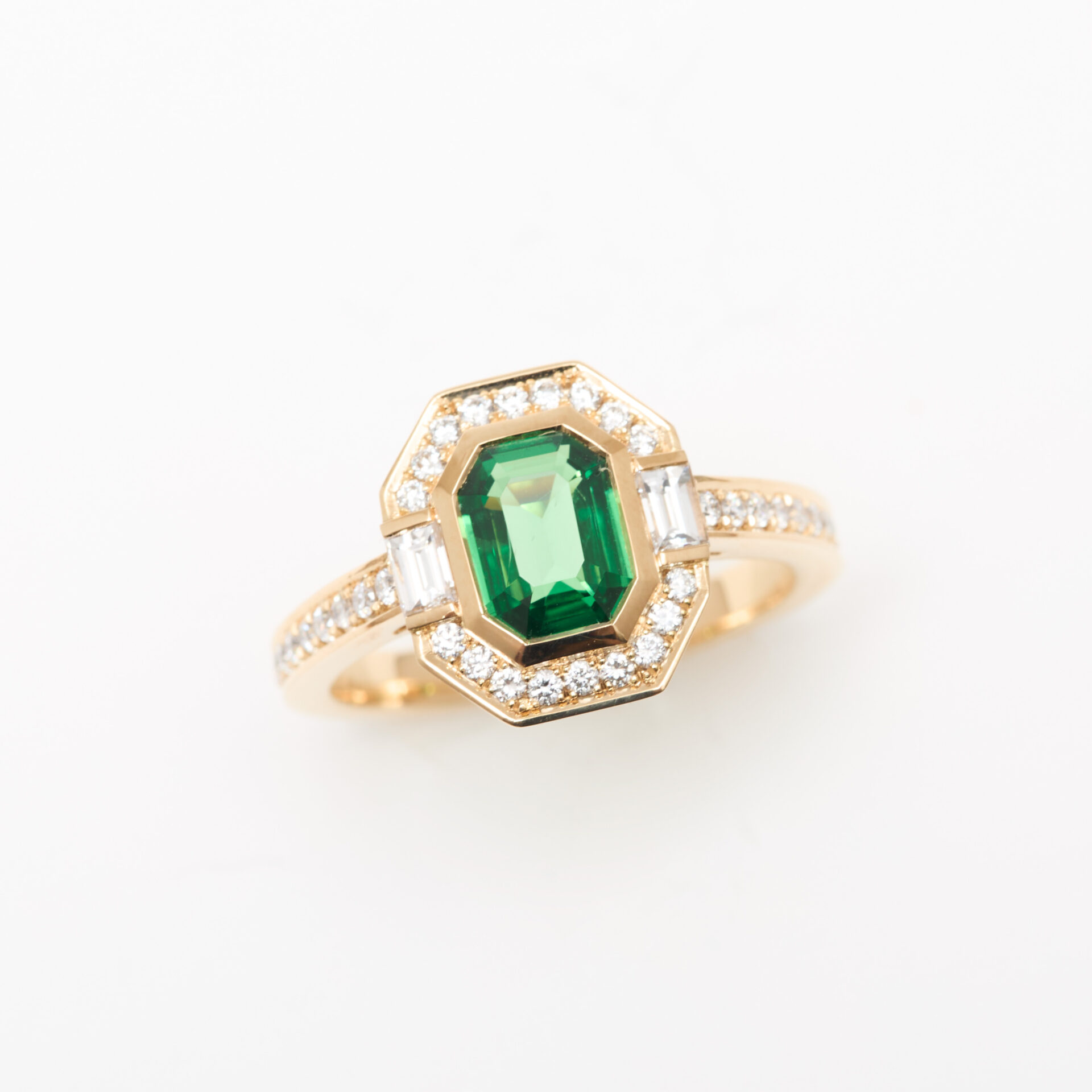 bague tsavorite