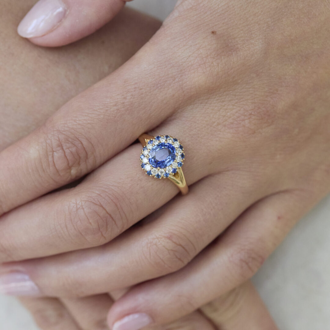 Bague marguerite Saphir Bleu
