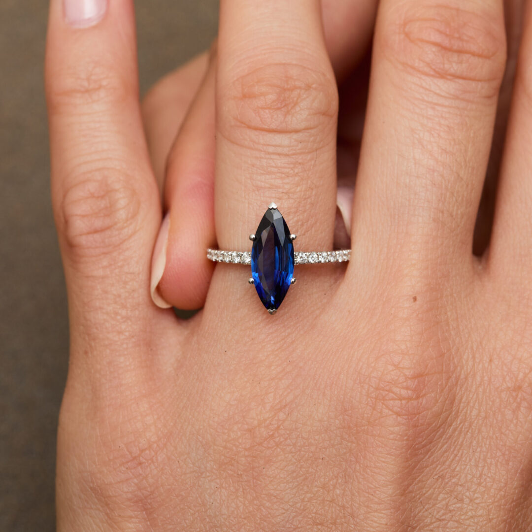 Bague Solitaire Saphir Bleu
